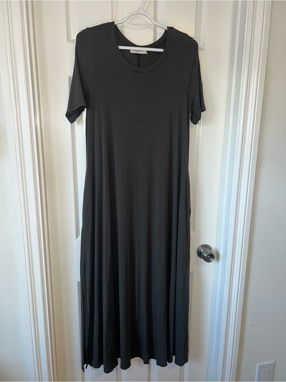 Carly Jean Los Angeles Stella Maxi T-Shirt Dress Short sleeved Dark Gray Size M